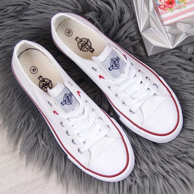 News Alacsony fehér textil tornacipő HÍREK 2