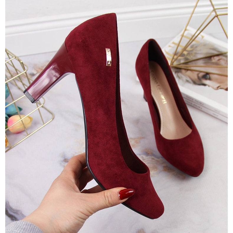 Sergio Leone bordó velúr szivattyúk piros 1