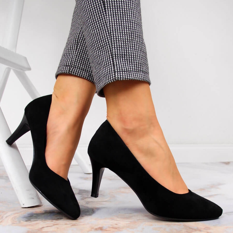 Fekete Sergio Leone velúr pumpák 2