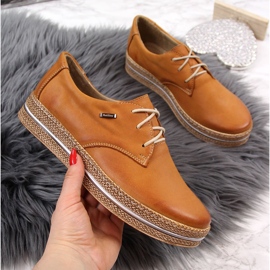 Bőr női cipő a platformon világosbarna Helios 380 2 Bőr női cipő a platformon világosbarna Helios 380 2