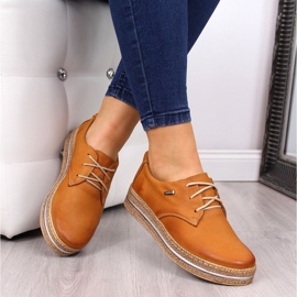 Bőr női cipő a platformon világosbarna Helios 380 1