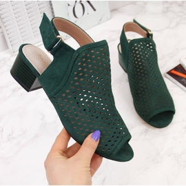 Green Sabatina áttört zöld női szandál 2
