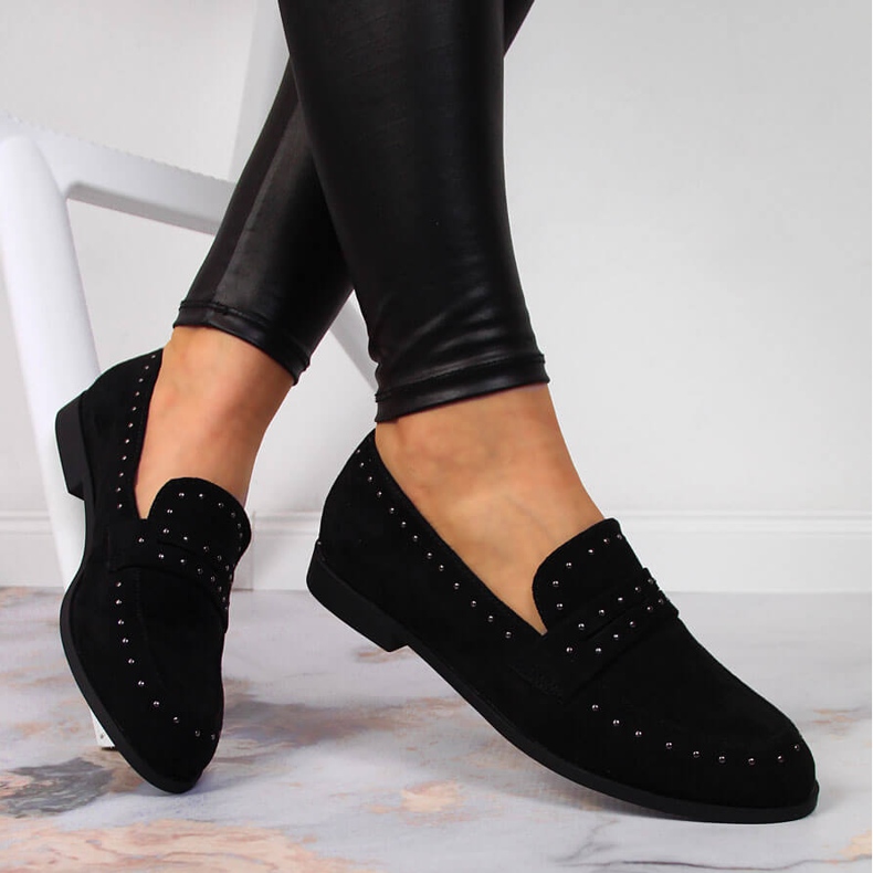 Női velúr cipő szegecsekkel fekete Laura La.Fi 1