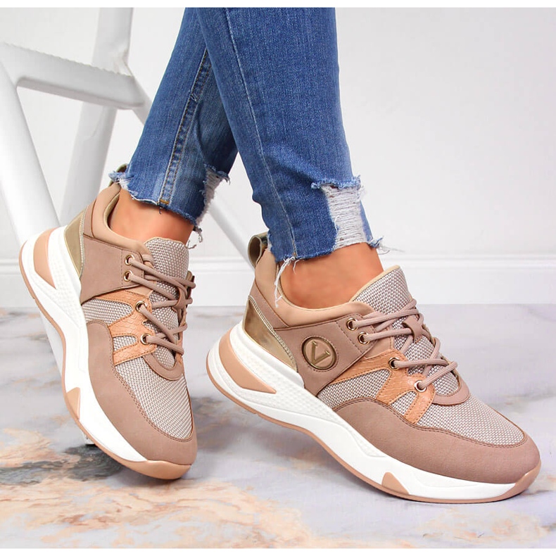 Női tornacipők a Vinceza platformon sokszínű 1 Női tornacipők a Vinceza platformon sokszínű 1