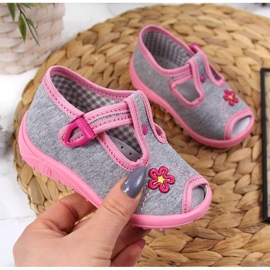 Lánypapucs, szandál, házi szürke Nazo rózsaszín 1