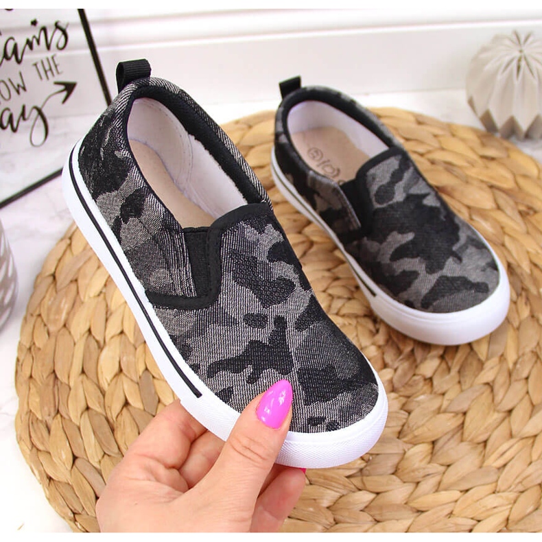 Óvodai tornacipő papucs, terepfekete Atletico 1