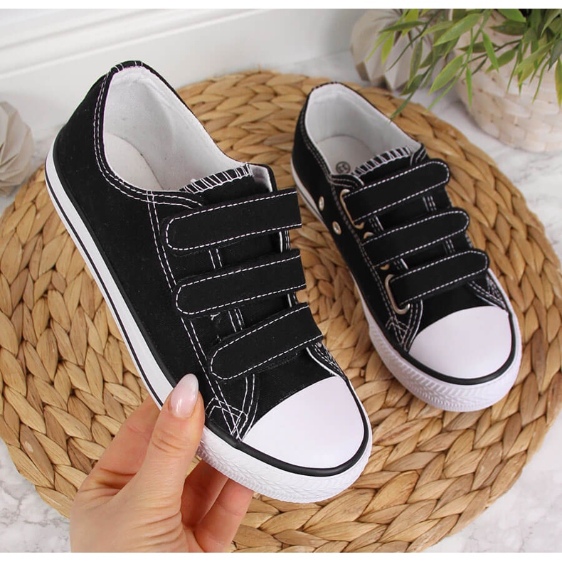 Fekete Atletico alacsony szárú gyerek tornacipő tépőzárral 1