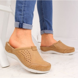 Női bőr papucs világosbarna Helios 281 2