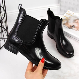 Női galós fekete lakkozott Jodhpur csizma T.Sokolski 2