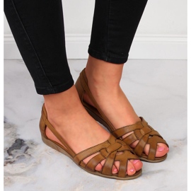 Barna bőr női szandál Dolce Pietro 2