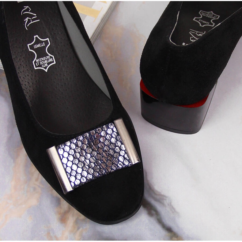 Szivattyúk fekete Jezzi velúr blokkon 2