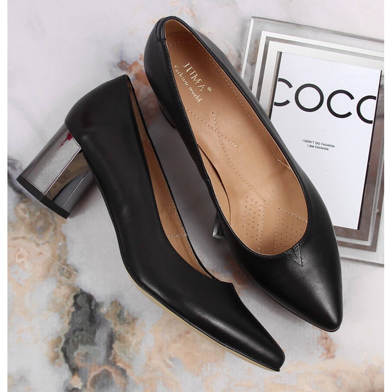 Fekete Juma bőr pumpák díszoszlopon 1