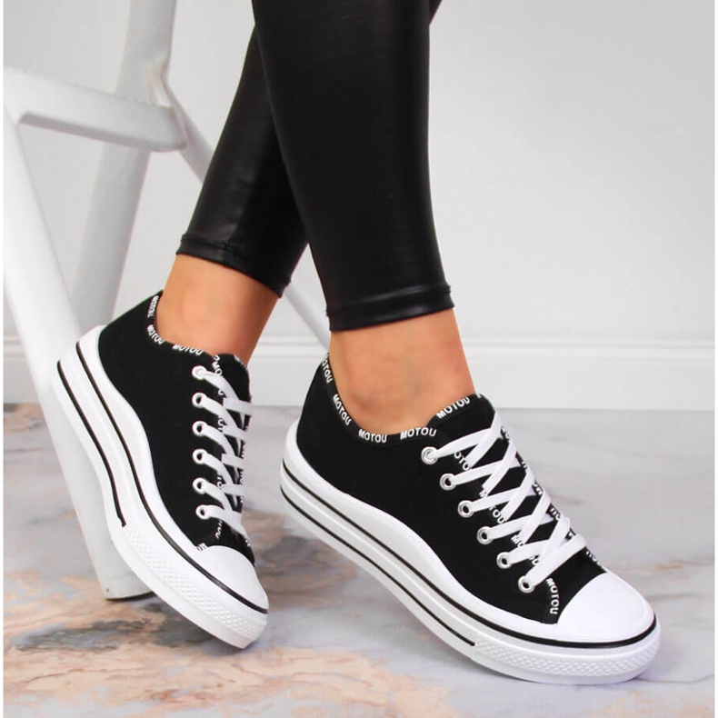 S.Barski Fekete S. Barski női tornacipő a platformon 1