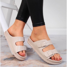 S.Barski Női gumipapucs csatos bézs S. Barski 1