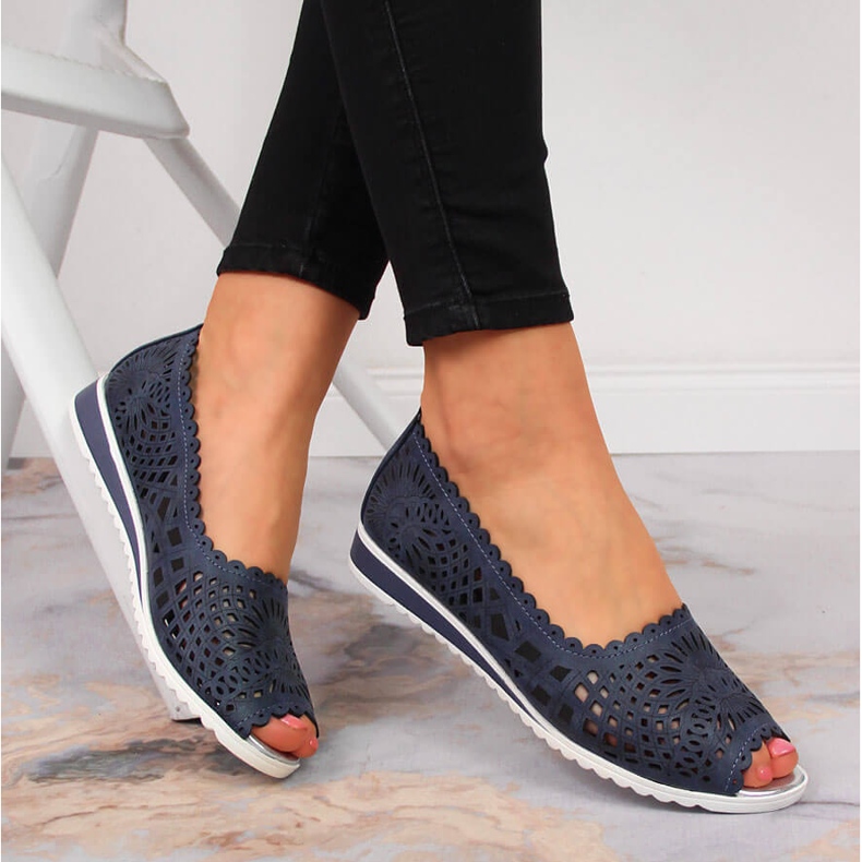 Női áttört cipő, nyitott orrral, sötétkék Jezzi 2