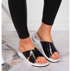 S.Barski Női fekete lakkbőr papucs S. Barski 2