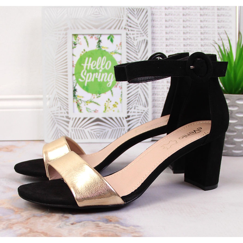 Fekete-arany női szandál az eVento postán 2