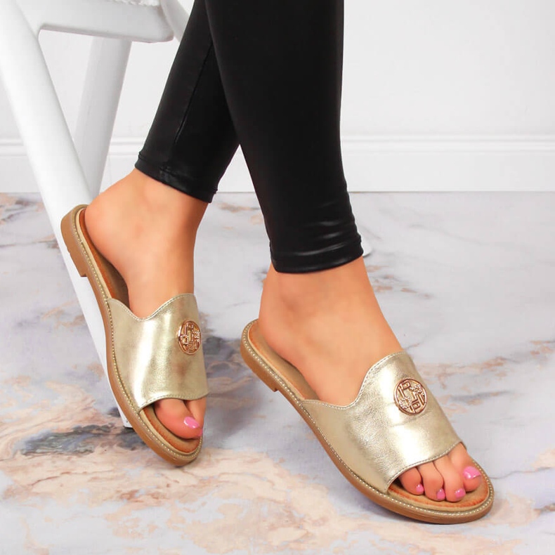 Női arany papucs Filippo díszítéssel aranysárga 1