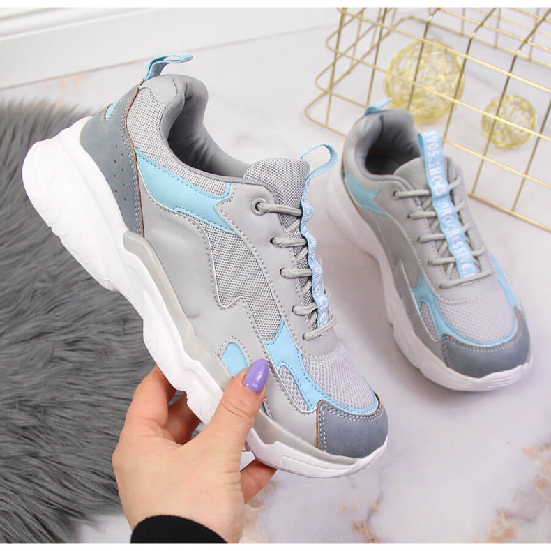 Kényelmes szürke Vinceza női sportcipő 1