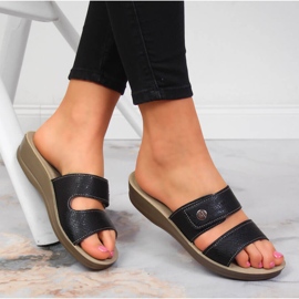 Fekete Inblu női fekete tépőzáras papucs 1