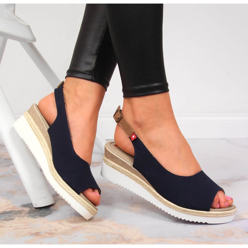 Női sötétkék szandál Big Star JJ276046 1