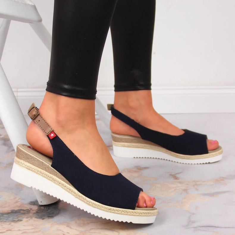 Női sötétkék szandál Big Star JJ276046 2