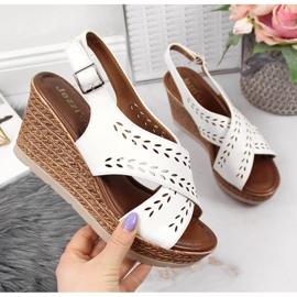 Női fehér ékszandál Jezzi 1