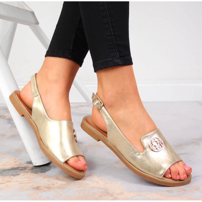 Női szandál arany Filippo díszítéssel aranysárga 1