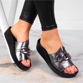 Női bőr papucs lánccal ezüst T.Sokolski 2