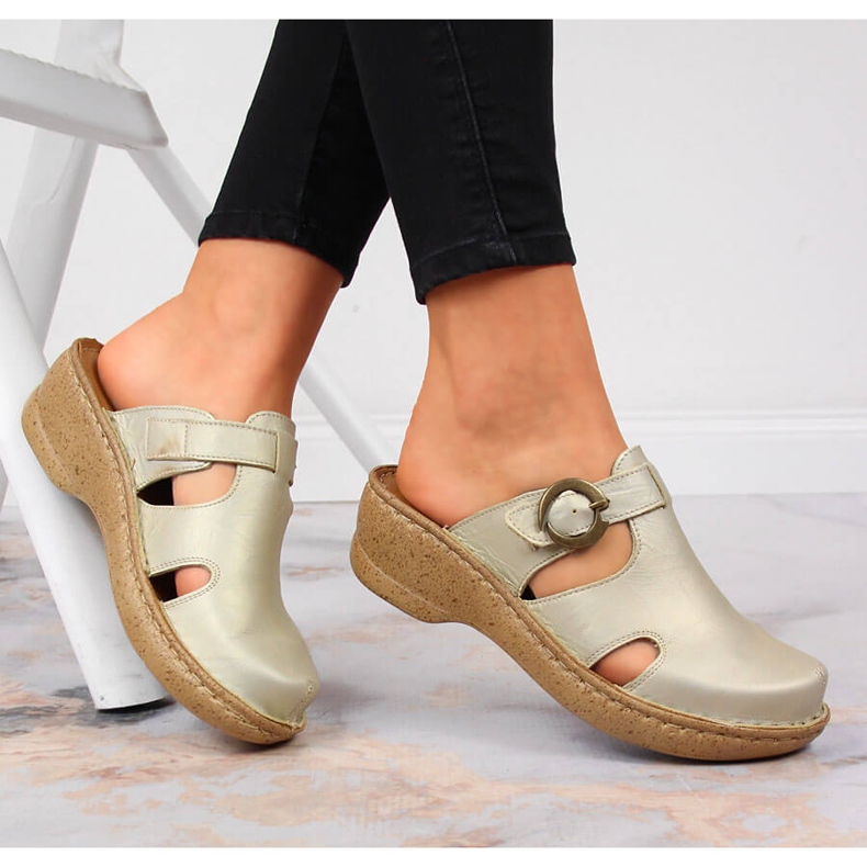 Bőr arany ékpapucs Łukbut 666 aranysárga 1