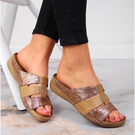 Bőr bézs és arany színű elasztikus papucs Łukbut 1103 aranysárga 1