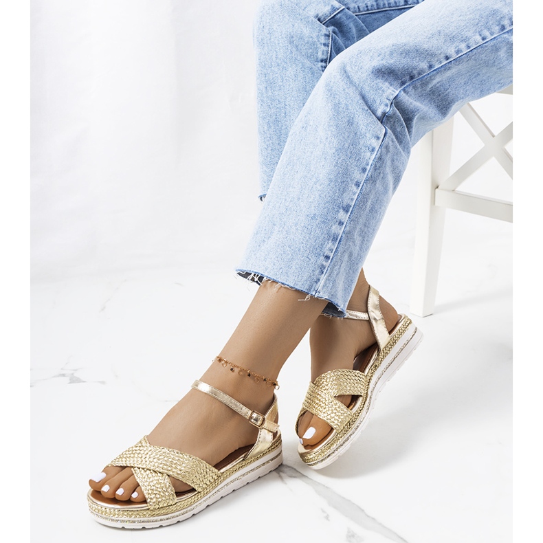 Chirnside női arany szandál aranysárga 2