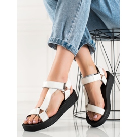 Cm Paris Fehér Szandál A Platformon fekete 1