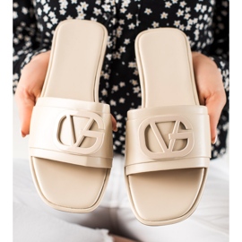 TRENDI Bézs papucs 1