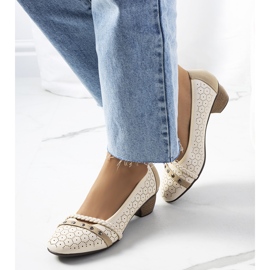 Hernandez bézs áttört szivattyúk 1