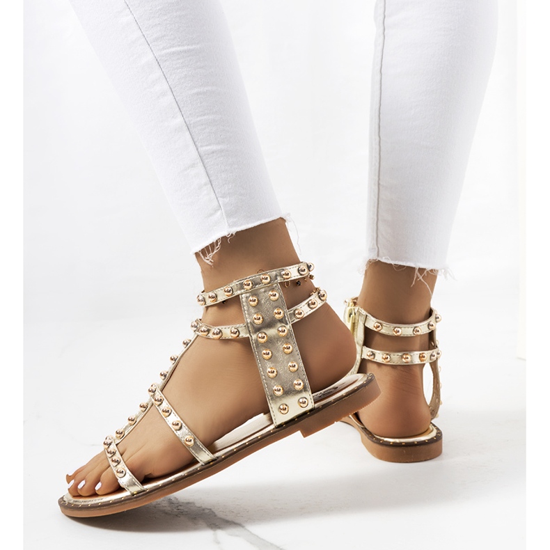 Arany Kabor szegecses szandál aranysárga 1