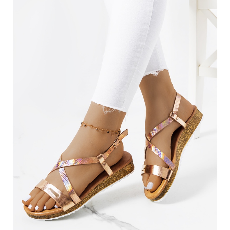 Verna rózsaszín holografikus szandál aranysárga 1