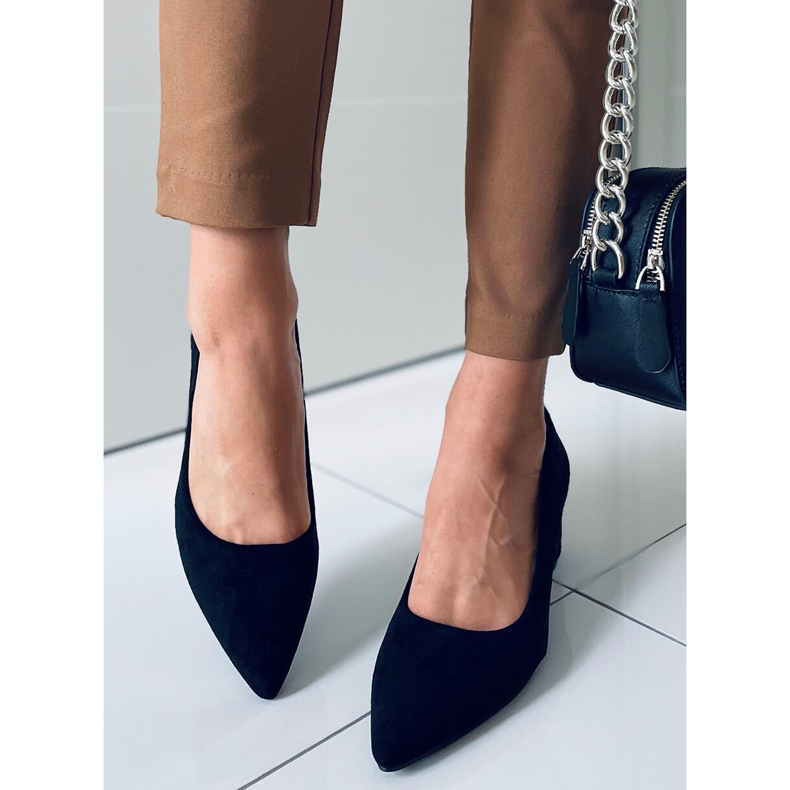 Pumpák Mindy Black magassarkúban fekete 1