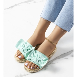 Zöld papucs masnival Avi 2 Zöld papucs masnival Avi 2