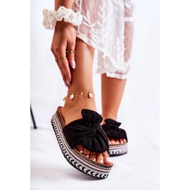 FJ1 Női papucsok egy hatalmas platformon, fekete Terisa 1