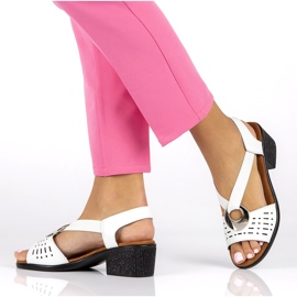 Bőr nyitott szandál filippo ds2308/22 fehér dekorációval 5