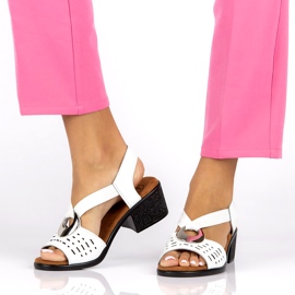 Bőr nyitott szandál filippo ds2308/22 fehér dekorációval 6