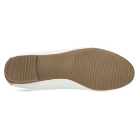 Bőr cipő díszítéssel Filippo DP3661/22 Wh fehér 2