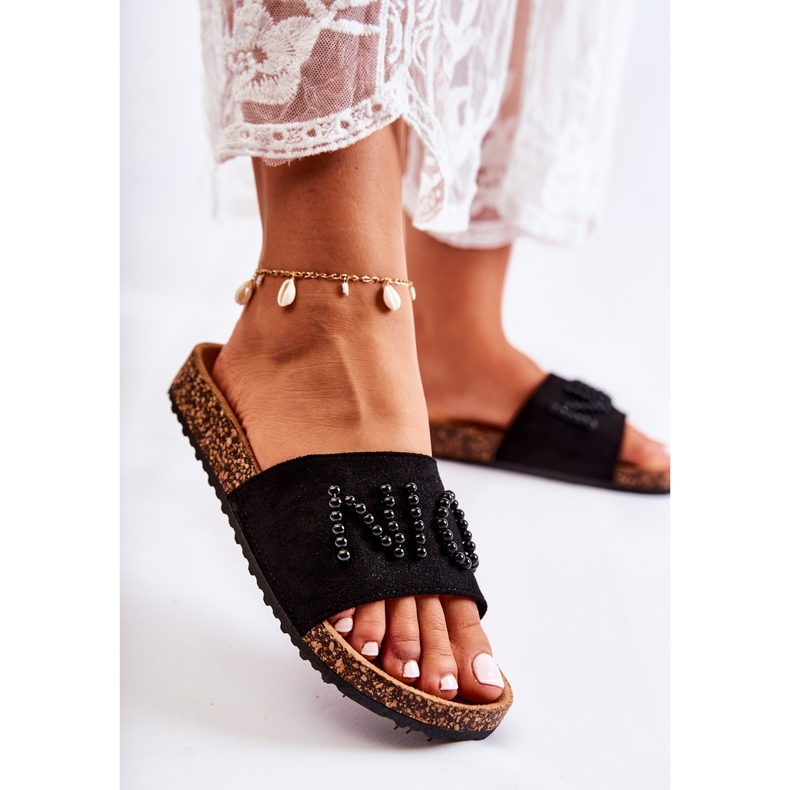 PE1 Klasszikus velúr papucs fekete Vayana gyöngyökkel 2