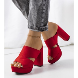 Piros papucsok a Horn poszton 1