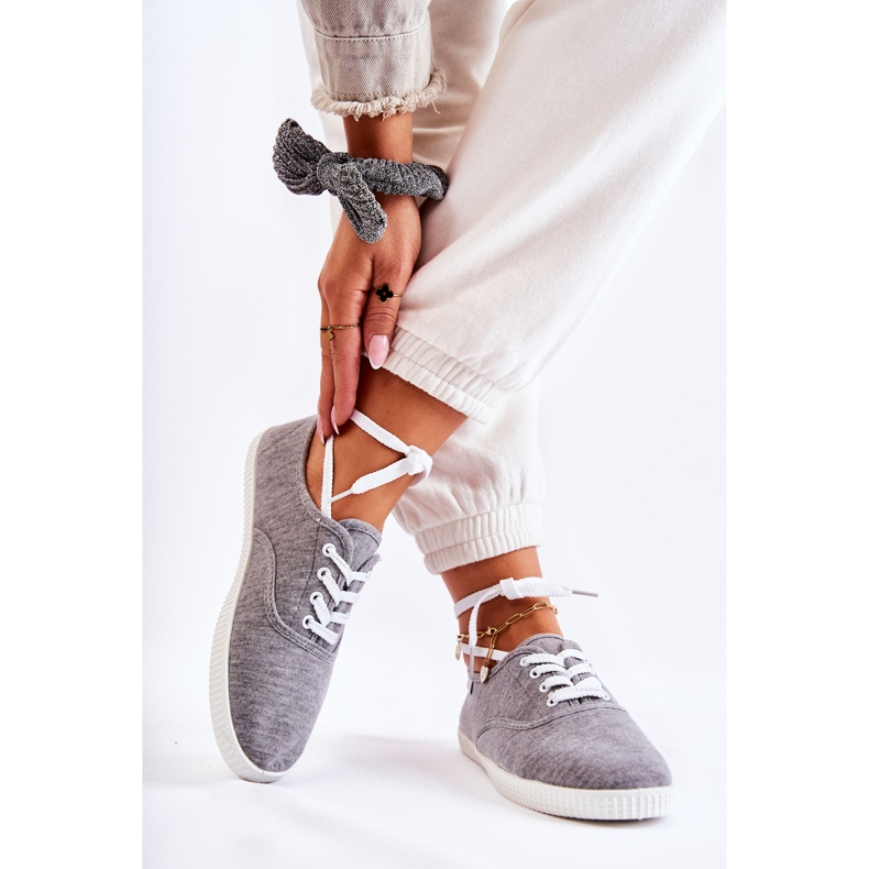 PE1 Női klasszikus tornacipő, megkötött szürke Dellis 2