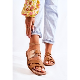 Kényelmes bőr női papucs Maciejka 05549-29 barna aranysárga 1