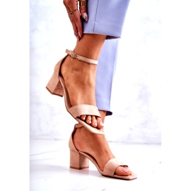 Vinceza Divatos velúr szandál magas sarkon, bézs 2