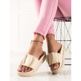 SHELOVET Bézs papucs a platformon 1