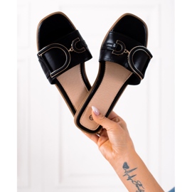 SHELOVET Klasszikus fekete papucs 1